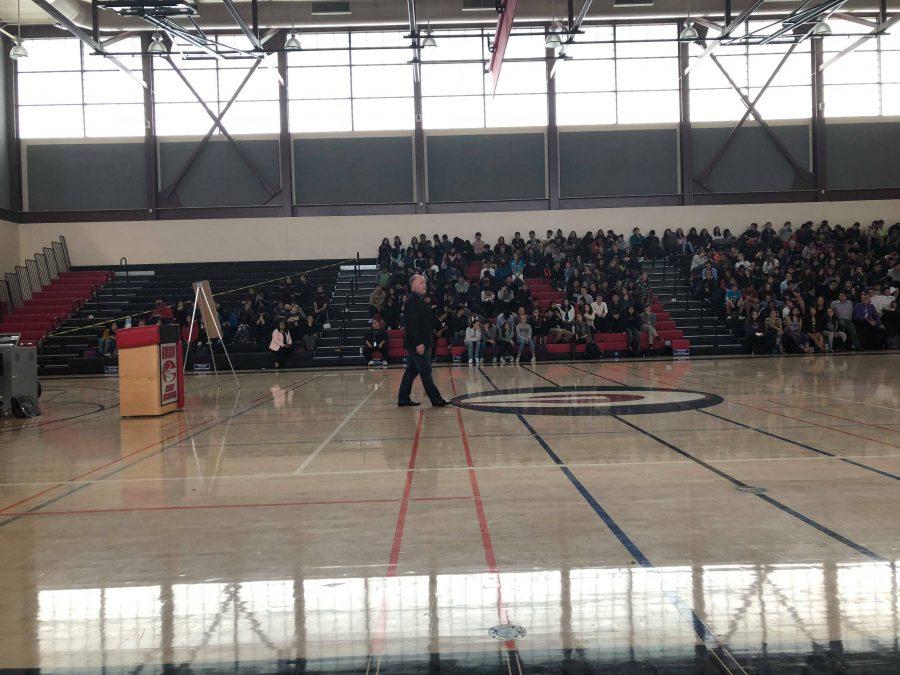 Dr. Jackson Katz speaks about sexual harassment, gender roles at assembly