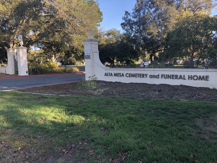 Alta Mesa Cemetery furnishes final resting place for many, touches neighbors lives