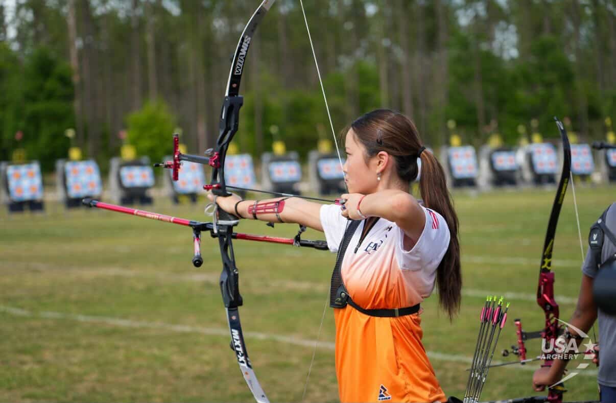 Freshman Chloe Hong